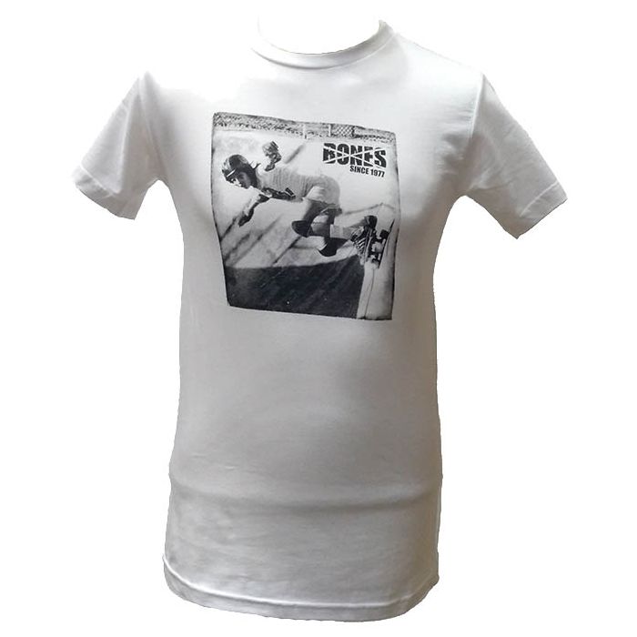 Camiseta Bones Since 1977. Color: Blanco. Talla: S.