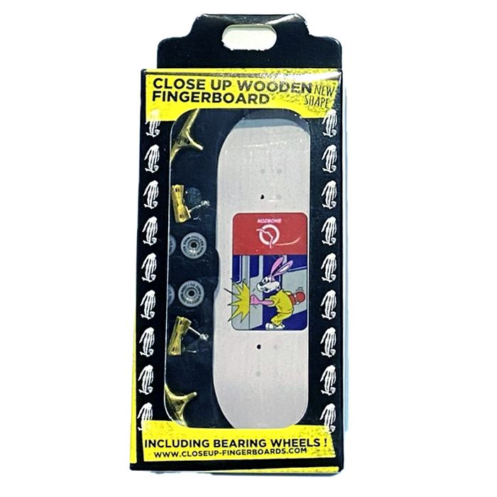 Completo Close Up Fingerboards Nozbone. Incluye una tabla con láminas de arce auténtico de 34 mm de ancho con cóncavo medio. Generación 5.1. Con tabla y ejes más anchos. Ruedas con rodamientos auténticos. Nunca antes ha habido fingerboards con este equipa