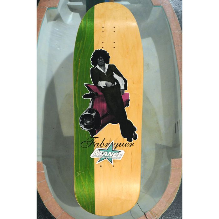 Tabla de monopatín Dogtown NOS John Fabriquer Pimp. Color: Verde/ Natural. "Colección Stance". Tabla vintage original, no es una reedición. Stock Limitado. Articulo de colección. Última tabla en este color.