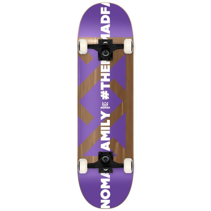 Monopatín completo Nomad Skateboards Wood Hashtag 7.875" x 31.25". Concavo medio. Ruedas Nomad Crown logo, 52mm x 33mm. 99a. Color: Morado . (Unidad)