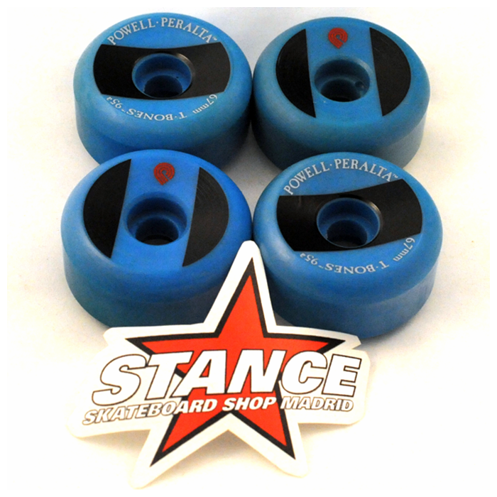 Ruedas Powell Peralta NOS T-Bones II 67mm x 35mm. 95a. Color: Azul. Ruedas vintage originales. No son una reedición.