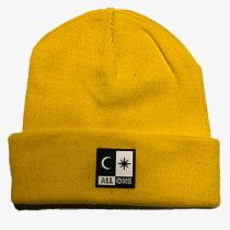 Gorro de lana acrilica. All one Brand Acrylic Beanie Camel. Color: Camel.