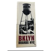 Adhesivo nos Bklyn Boards NYC 4.25". Adhesivo vintage original, no es una reedición.
4.25" x 1.75"