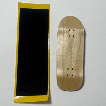 Deck Luv Fingerboards Palo Rosa. Incluye una plataforma de capas de arce real de 33 mm de ancho, cóncavo medio.