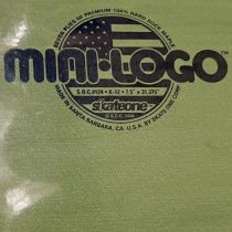 Tabla de monopatín Mini Logo made in USA arce canadiense 124. 7.50" x 31.375". WB: 13.875". Nose: 6.75". Tail: 6.50". WB. 12.875. K12 Hella Concave. Color: Verde