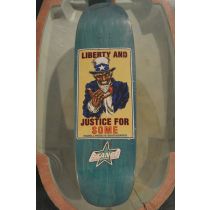 Tabla de monopatín Vintage Nos Powell Peralta Uncle Sam Liberty And Justice. Color: Azul Verdoso. "Coleccion Stance". Este es el primer gráfico de Ray Barbee pero fué rechazado por Ray Barbee usando el de Rag Doll, en vez de este. Tabla vintage original, 